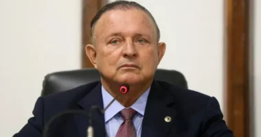 Artigo: STF forma maioria por afastamento de Adolfo na Alba; deputado reage
