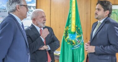 Artigo: PF encontra mensagens, ministro do UB é denunciado e deve ser afastado por Lula
