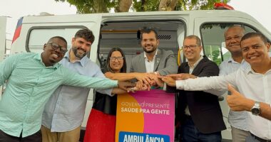 Artigo: Deputado Pancadinha entrega ambulância à Maternidade Sagrada Família em Teixeira de Freitas