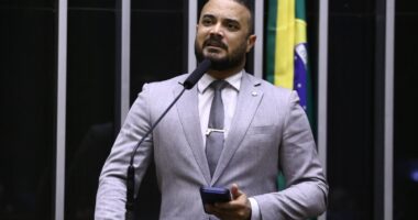 Artigo: Capitão Alden tem nova vitória na tramitação do PL dos 35 anos para PM e BM