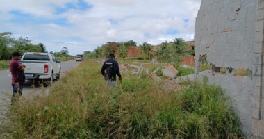 Artigo: Camaçari: Prefeitura autua empresário ligado a Elinaldo que construiu em área pública