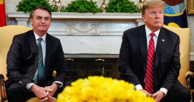 Artigo: Depois de “química” com Lula, aliados pedem visita de Trump a Bolsonaro