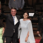 Artigo: O Globo: Bolsonaro fez pedido a Michelle antes do anuncio de candidatura de Flávio