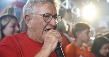 Artigo: Caetano lembra abandono de Zé Ronaldo e diz que Neto não vai ser candidato ao governo