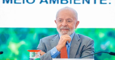 Artigo: Em post, Lula quebra o silêncio e desabafa sobre operação no Rio de Janeiro