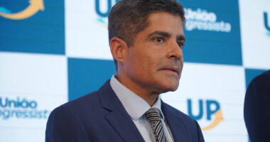 Artigo: Aliado diz que recuo de Tarcísio à presidência prejudica ACM Neto para 2026