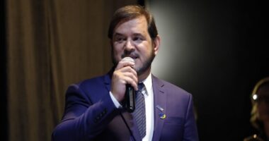 Artigo: Após avião, site volta a ligar Antônio Rueda com membros do PCC