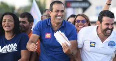 Artigo: Prefeitura concede aumento a consórcio recém-criado para reforma de escola