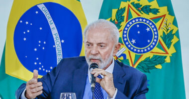 Artigo: Lula chama de “desastrosa” e cobra respostas após operação no Rio de Janeiro