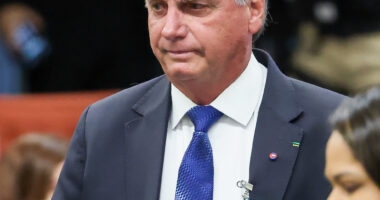 Artigo: Zanin segue ministros e STF tem maioria para manter prisão de Jair Bolsonaro