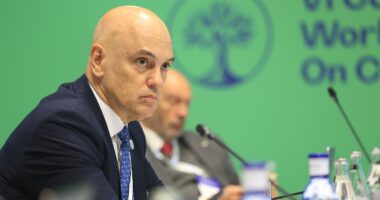 Artigo: CNN: reunião entre Moraes e Castro começou “tensa”, mas terminou com convite para almoço