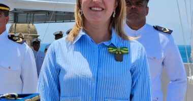 Artigo: Além do curso, Prefeitura pagou R$ 23 mil em diárias para secretária estudar no exterior