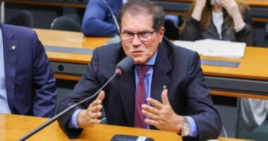 Artigo: José Rocha é acusado de concentrar R$ 152 milhões do orçamento secreto na Bahia