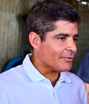 Artigo: Prefeitos baianos ficam revoltados com declaração de ACM Neto sobre eles