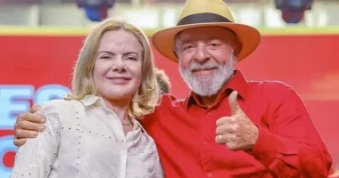 Artigo: Gleisi Hoffmann ironiza fala de Tarcísio sobre “crise moral” no Brasil