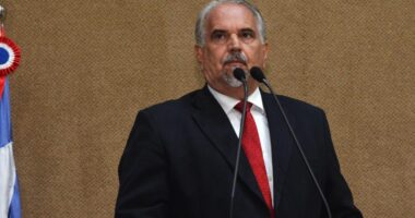 Artigo: Deputado critica ACM Neto e Bruno Reis pelo aumento da tarifa de ônibus