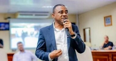 Artigo: Prefeito de Simões Filho bloqueia o Política ao Vivo no Instagram