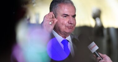 Artigo: Até na pesquisa Séculus Coronel fica em quarto e perde para brancos e indecisos