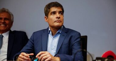 Artigo: Consultoria de ACM Neto para o Banco Master ganha destaque no Jornal Nacional