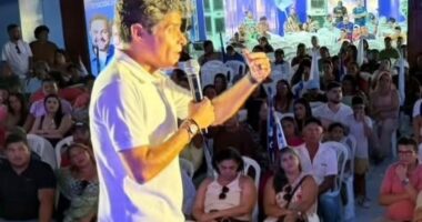 Artigo: Evento de ACM Neto em Paulo Afonso tem metade das cadeiras vazias