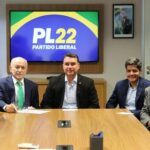 Artigo: Flávio vem à Bahia para estreitar laços com ACM Neto, diz presidente do PT em Salvador