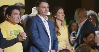 Artigo: O Globo: Flávio Bolsonaro deve participar de debates apenas com presença confirmada de Lula