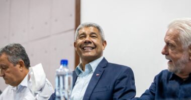 Artigo: Prefeitas rasgam elogios durante reunião com Jerônimo; “não precisa de Inteligência Artificial