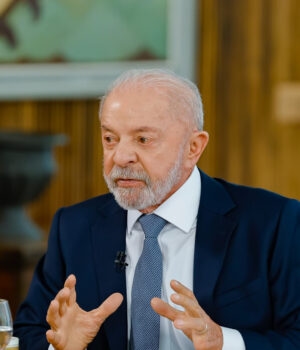 Artigo: Campanha de Lula diz que vai à Justiça contra reportagem sobre suposto repasse de Vorcaro