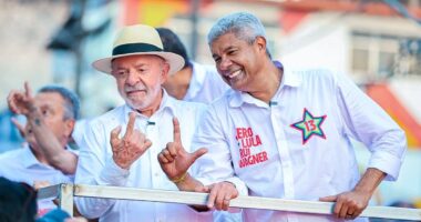Artigo: Real Time/TV Record: Na Bahia, Lula tem 61% das intenções de voto contra 24% de Flávio Bolsonaro