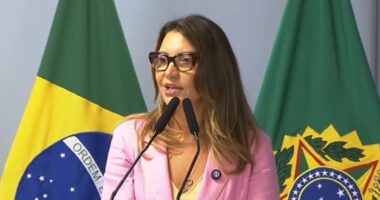 Artigo: Janja cita saída de apoiadores de Lula de Santa Catarina e detona bolsonarismo; “semente do mal”