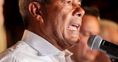 Artigo: Jerônimo chama ACM Neto de “oportunista eleitoral” e projeta nova derrota após apoio a Flávio